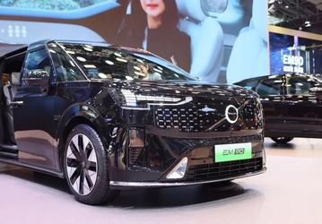 Первый в истории минивэн Volvo так и не добрался до Европы. Компания отложила планы по выпуску Volvo EM90