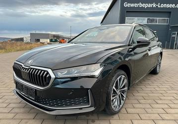 В России начали продавать новый Skoda Superb IV: доступны машины с мощностью 150 и 193 л.с. и полным приводом