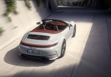Представлен Porsche 911 Carrera S 2025: больше мощности, но теперь без механической коробки передач