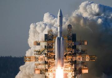 Роскосмос: новые автономные испытания стартового комплекса ракеты «Ангара» стартуют в 2025 году