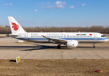 Пока Boeing и Airbus пытаются справиться с кризисом, китайцы ударно трудятся. COMAC нарастит производство авиалайнеров C919 в два раза, они подвинут Boeing 737 и Airbus A320