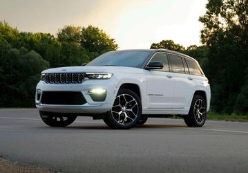 Легенда возвращается. Совершенно новый Jeep Cherokee выйдет в 2025 году