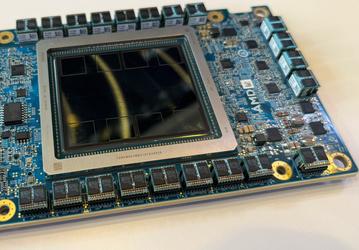 Даже у Nvidia нет ничего подобного. AMD показала ускоритель для ИИ Instinct MI325X с 256 ГБ памяти