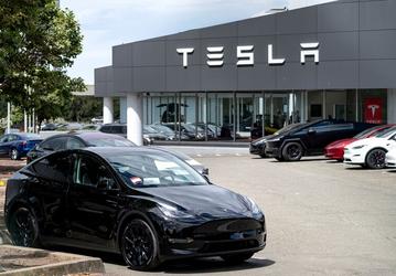 Илон Маск признал, что Tesla не сможет реализовать полное автономное вождение на текущем оборудовании