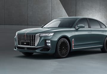 Аналог Mercedes S-класса и «семёрки» BMW с полным приводом и 8-ступенчатым «автоматом». В России дебютировал новый Hongqi H9