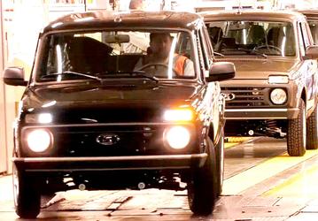 Niva Legend вместо Niva Travel: АвтоВАЗ начал выпускать больше «легендарных» внедорожников, но в целом производство машин снизилось