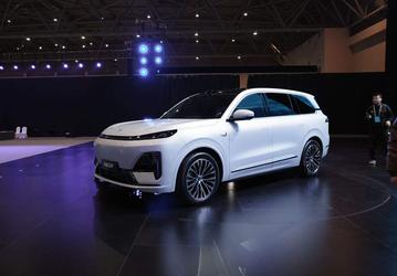 Этот кроссовер Changan готов подвинуть Li Auto L9. Представлен Deepal S09 — 492-сильный флагманский полноприводный внедорожник