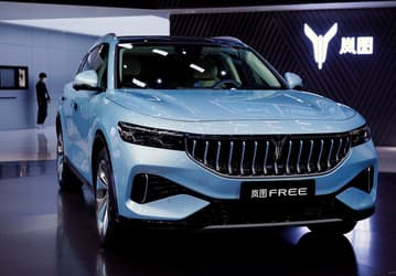В Китае ажиотаж: Dongfeng подорожала почти вдвое на фоне слухов о создании крупнейшего автопроизводителя и слиянии с Changan