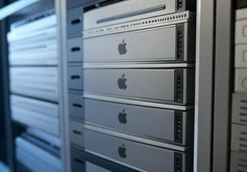 Apple решила выпускать собственные серверы прямо в США: этим будет заниматься давний партнёр — Foxconn