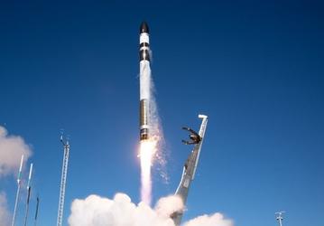Rocket Lab отложила запуск спутников для «Интернета вещей» из-за космического трафика