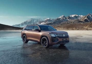 Представлен новый Volkswagen Teramont Pro 2025: автопилот второго уровня, 272 л.с., полный привод и новая коробка передач