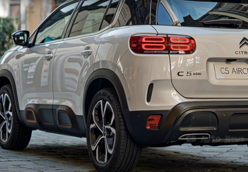 Пока в России освоили производство старого Citroen C5 Aircross, в Европе выходит новое поколение