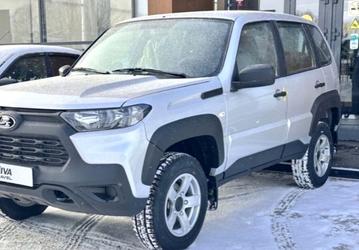Редчайшие «платиновые» Lada Niva Travel приехали к дилерам