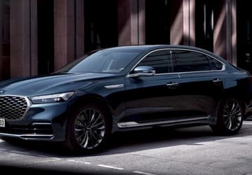 Аналог Mercedes-Benz S-класса и «семерки» BMW от Kia. В России начали продавать Kia K9 2025 — он сильно дешевле «немцев»