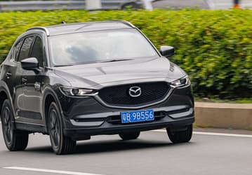 В России подешевели новые Mazda CX-5 — теперь от 2,7 млн рублей