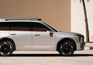 Замена Toyota Grand Highlander. В России выходит GAC GS8 Traveller с 252-сильным мотором, 8-ступенчатым «автоматом» и полным приводом