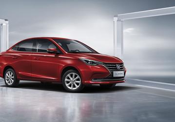 Замена Hyundai Solaris и Kia Rio уже дешевле 1,5 млн рублей: в России распродают седаны Changan Alsvin с большими скидками