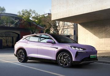 Доступный аналог Zeekr 001 от BYD выходит уже 18 февраля. Появилось первое изображение Denza N7 2025
