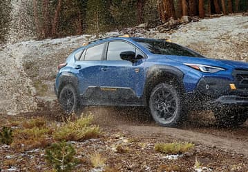 152 л.с., постоянный полный привод и легендарная надежность Subaru — дорого. Новый Subaru Crosstrek продают в России за 5,7 млн рублей