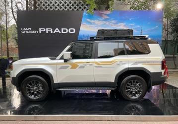 Toyota Land Cruiser Prado нового поколения с адаптивной подвеской во всей красе: появились подробности и много живых фото