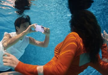 5800 мАч, ИИ-фоторедактор и подводная съёмка без чехла: Oppo Reno13, Reno13 F и Reno13 Pro доступны в России