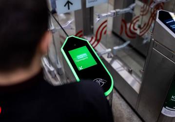 На всех турникетах московского метро можно будет «заплатить лицом» до конца года