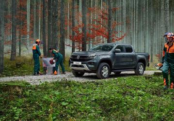 Volkswagen Amarok 2025 появился в свободной продаже. Представлена новая версия Amarok 10 Deserts