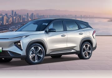 Кроссоверы Geely становятся лучше, экономичнее и дешевле. Представлен Geely Galaxy L7 EM-i: расход 4,9 л/100 км и размеры как у Geely Atlas — дешевле 16 тыс. долларов