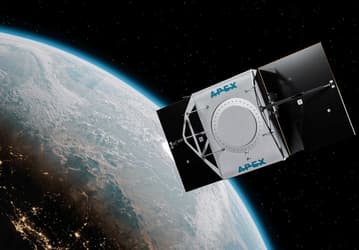 Космические силы США заключили многомиллионный контракт со стартапом Apex Technology на поставку спутников