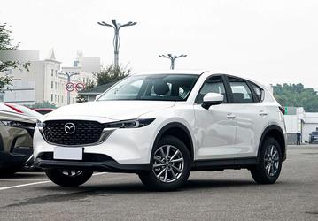 155-сильный мотор и классический «автомат» — 3 млн рублей. Mazda CX-5 2025 уже можно заказать в России