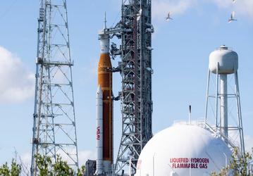 Boeing готовится сократить 400 сотрудников программы SLS из-за пересмотра «Артемиды»