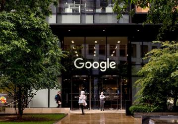 Отказ Google от запрета на использование ИИ для оружия встречен осуждением правозащитников и бывших сотрудников компании