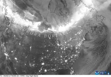 Спутники NOAA зафиксировали редкое зрелище — полярное сияние с орбиты
