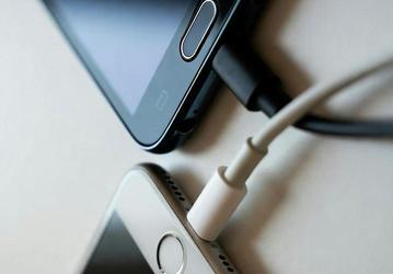 Неофициальный RuStore позволяет устанавливать приложения на iOS — но только через Android