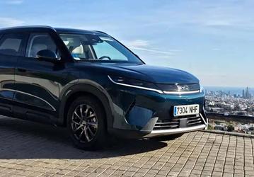 Популярный электрический кроссовер BYD Yuan UP превратился в гибрид с запасом хода 1000 км