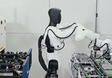 Роботы, которые обучаются непосредственно на месте работы: AgiBot впервые внедрила обучение с подкреплением в реальном мире на производстве
