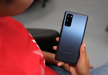 Конец эпохи Fan Edition первого поколения: Samsung прекращает обновления Galaxy S20 FE