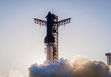 Первый запуск Starship V3 может состояться в январе 2026 года. В конце 2026 года эта ракета доставит человекоподобного робота Tesla Optimus на Марс