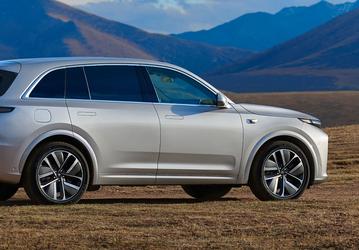 Li Auto теряет российский рынок, продажи в октябре упали на 40%
