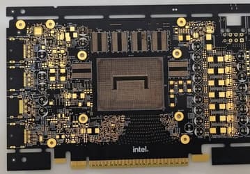 Intel работала над более мощной видеокартой с огромным объёмом кеш-памяти. В Сети появились параметры GPU отменённой модели