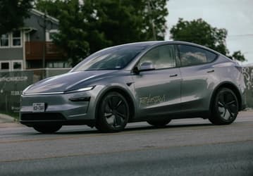 Tesla планирует увеличить парк Robotaxi до 1500 автомобилей в Остине и районе залива к концу 2025 года