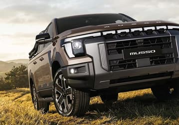 Бывший SsangYong готовит конкурента для Toyota Hilux — раскрыт дизайн нового пикапа KGM Musso
