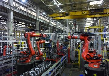 Современный ГАЗ: на заводе уже работают более 600 роботов
