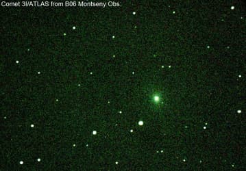 Межзвёздная комета 3I/ATLAS извергает «ледяные гейзеры»
