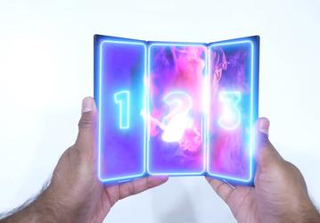 Первый смартфон Samsung, складываемый втрое, показали вживую после премьеры: Galaxy Z TriFold получил зарядку в комплекте — впервые для складных Samsung
