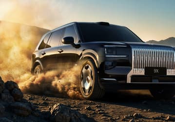 Роскошный 1400-сильный Zeekr 9X (первое авто производителя с ДВС) раскупают как горячие пирожки