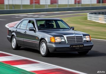 Редкий Mercedes-Benz S-класса («Кабан») из частной европейской коллекции появился в продаже в России