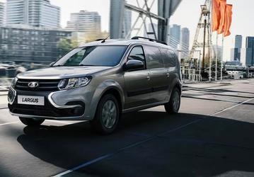 Фургоны Lada Largus и Niva Legend получили новые цены — на одну версию цена снизилась на 171 тыс. рублей