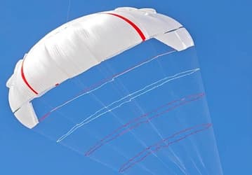 Представлен гигантский «парашют-генератор» размером с 12 баскетбольных площадок