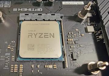 Ryzen 7 5800X – процессор 2020 года – стал хитом продаж на Amazon: пользователи бегут от дорогой памяти DDR5 и активно скупают платформы с поддержкой DDR4